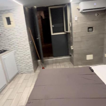Vico Tre Re A Toledo 38 Apartment Napoli Bagian luar foto